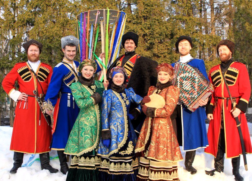 Казачий ансамбль на масленицу